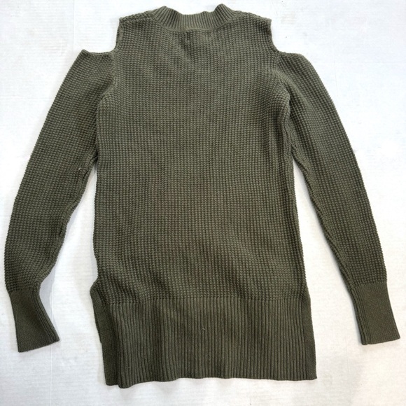 Anthropologie Lucy & Laurel green cold shoulder tunic sweater ❤️ - Picture 6 of 6